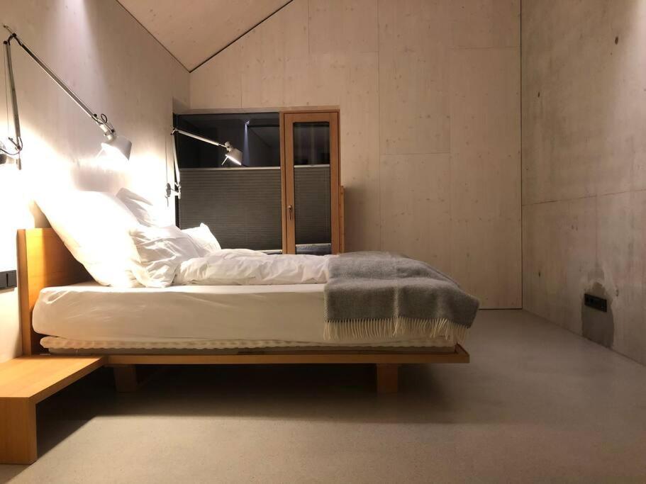 Urban Alpine Penthouse With Lake View موراخ المظهر الخارجي الصورة