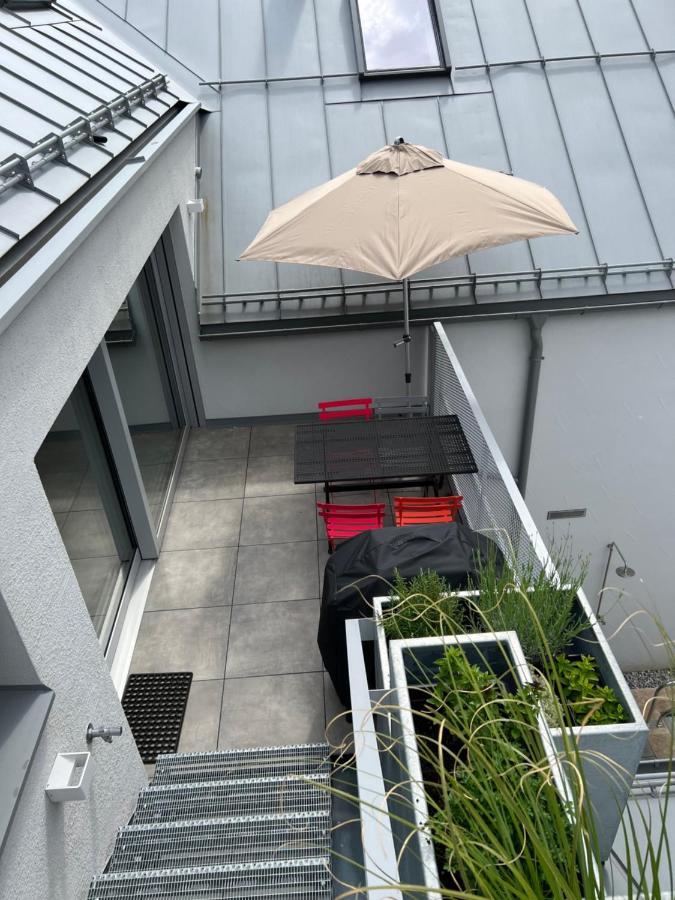 Urban Alpine Penthouse With Lake View موراخ المظهر الخارجي الصورة